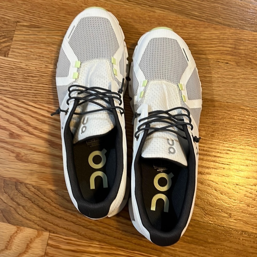 ON Cloud 5 Push Running Shoes in White/Oasis NWT Size 9.5 - Picture 12 of 14
